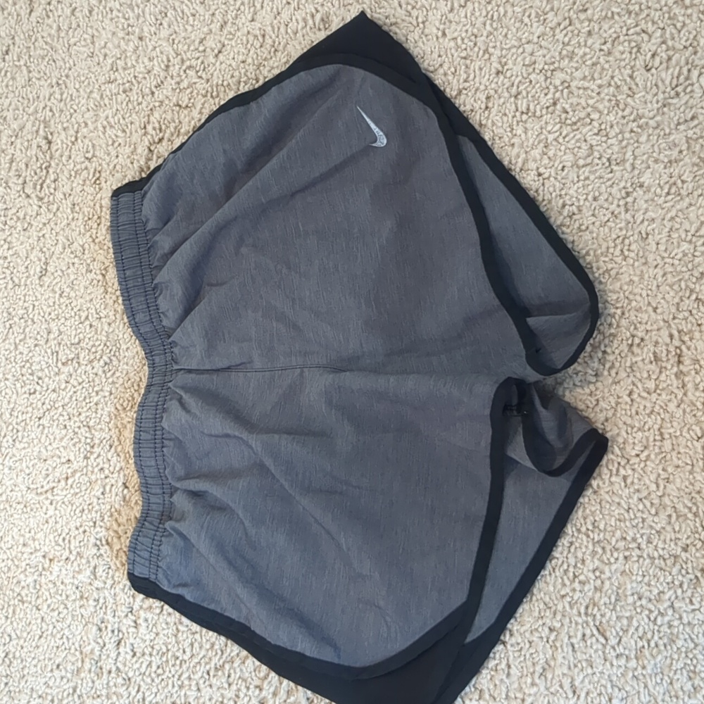 Size kids medium - Grey Nike athletic shorts